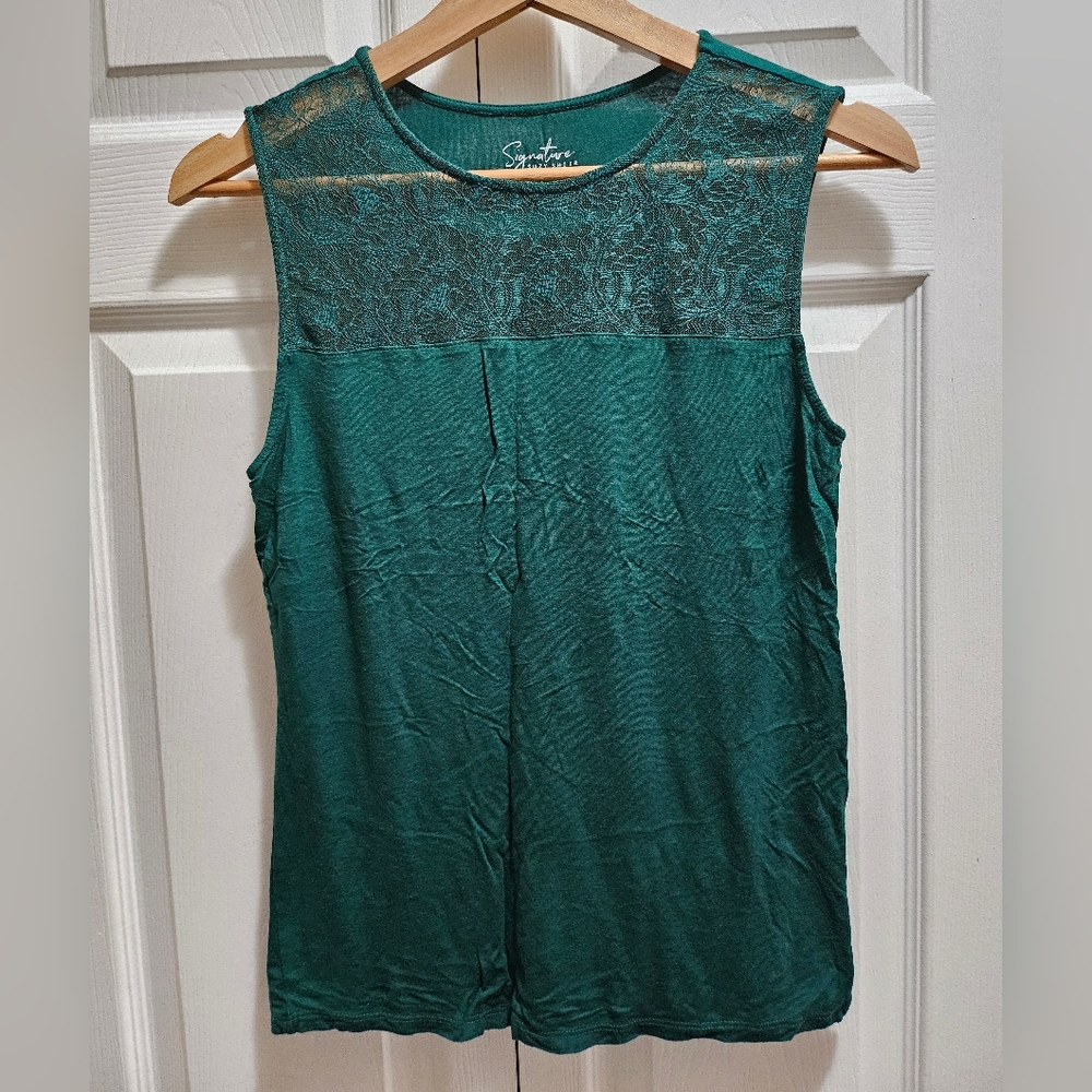 Smart Set Green Lace Sleeveless Top
